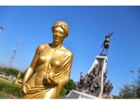 Antalya’da Altın Portakal için geri sayım başladı: 62’nci yıla özel 62 Venüs heykeli