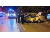 Kontrolden çıkan otomobil ağaçlara çarparak durabildi, genç sürücü yaralandı