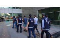 Mersin’de kaçak göçmen operasyonu: 14’ü deport edildi, 4 şüpheli tutuklandı