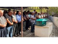 Mutluluklarından geriye fotoğraflar kaldı: Talihsiz kazalar geçirip ölen genç toprağa verildi