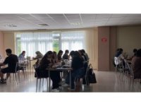 SDÜ’de öğrenciler ’yemekhane fiyatları ve ulaşım’ konularında şikayetçi