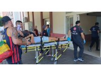 Antalya’da motosiklet devrildi: 2 Hollandalı turist yaralandı