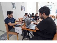 Mersin’de genç beyinler uzay ve teknoloji için yarıştı