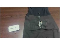 Adana’da ehliyet sınavında tişörte ve kemere yapılan kopya düzeneği polis tarafından bulundu