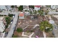 HBB, Modernevler Mahallesi’ne halı saha inşa ediyor