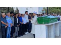 Mersin’deki işçi servisi kazasında hayatını kaybeden 4 kişiden biri toprağa verildi