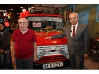 Çiçek Abbas, yıllar sonra minibüsüyle buluştu