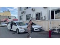 Polis süsü verip çakarla gezdi, havaya ateş açıp çocukların üzerini aradı