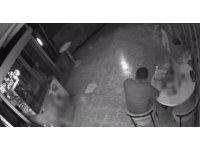 Camını kırıp girdiği markette çilingir sofrasını kurup 1 saat alem yaptı