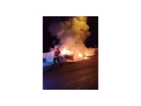 Dörtyol’da otomobil alevlere teslim oldu