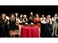 Alanya Belediye Tiyatrosu yeni sezonun ilk prömiyerini yaptı