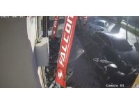 Osmaniye’de kontrolden çıkan otomobil park halindeki araçlara çarptı