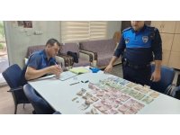 Dilencilik yapan kadın yarım saatte bin 32 lira topladı