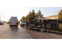 Yakıt tankerine çarpan kamyonetin sürücüsü hayatını kaybetti