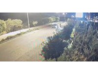 Manavgat’ta motosiklet ’U’ dönüşü yapan otomobile çarptı: 1 yaralı