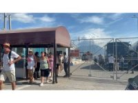 Antalya’ya turist akını devam ediyor: İngiliz turistleri taşıyan lüks kruvaziyer Alanya’ya demirledi