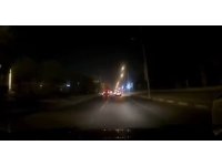 Makas atmaya çalıştı, motosiklete çarptı